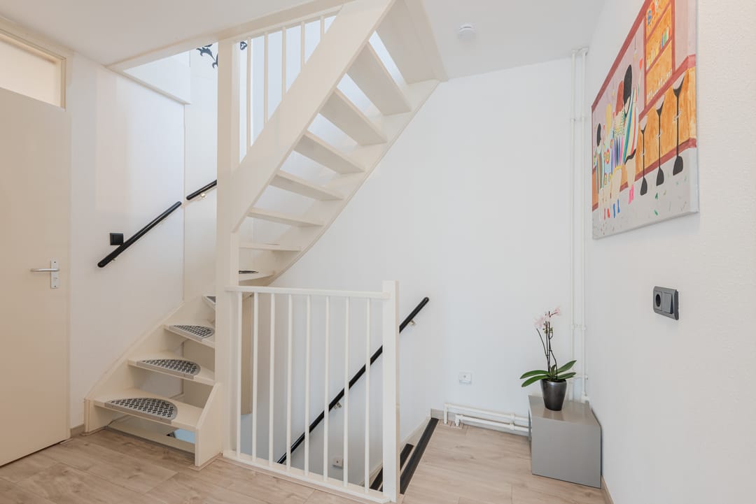 Photo 28 of Richard Burtonstraat 18