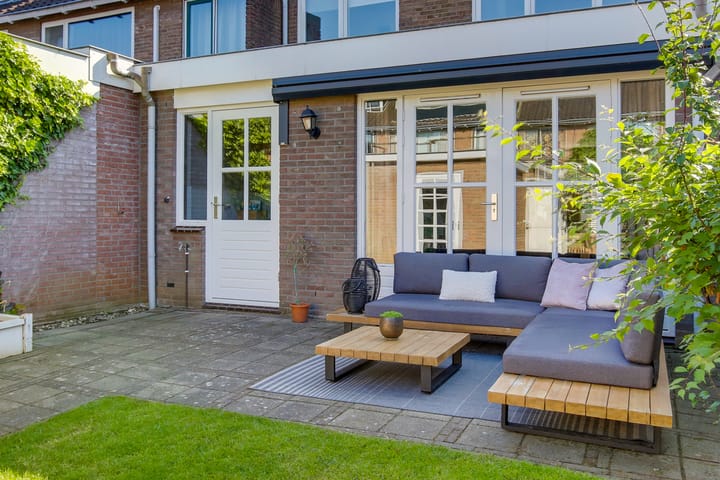 Foto 28 van Eschstraat 27