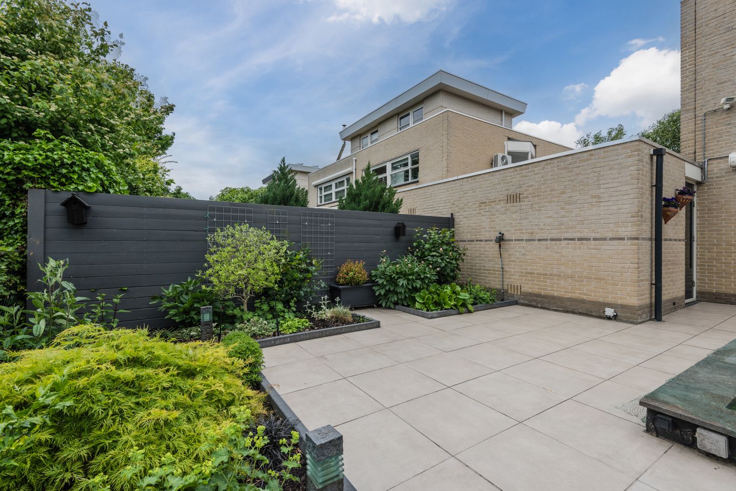 Photo 34 of Richard Burtonstraat 18