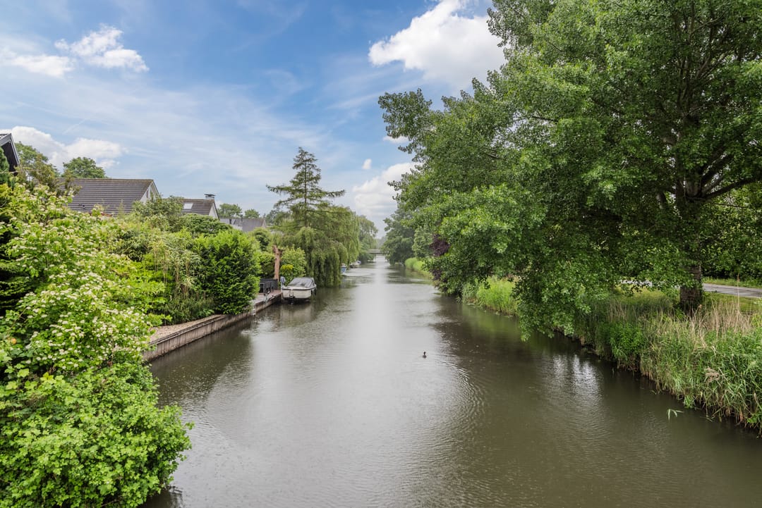 Photo 37 of Richard Burtonstraat 18