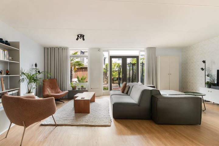 Foto 8 van Mahonie 210