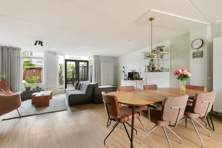 Foto 15 van Mahonie 210