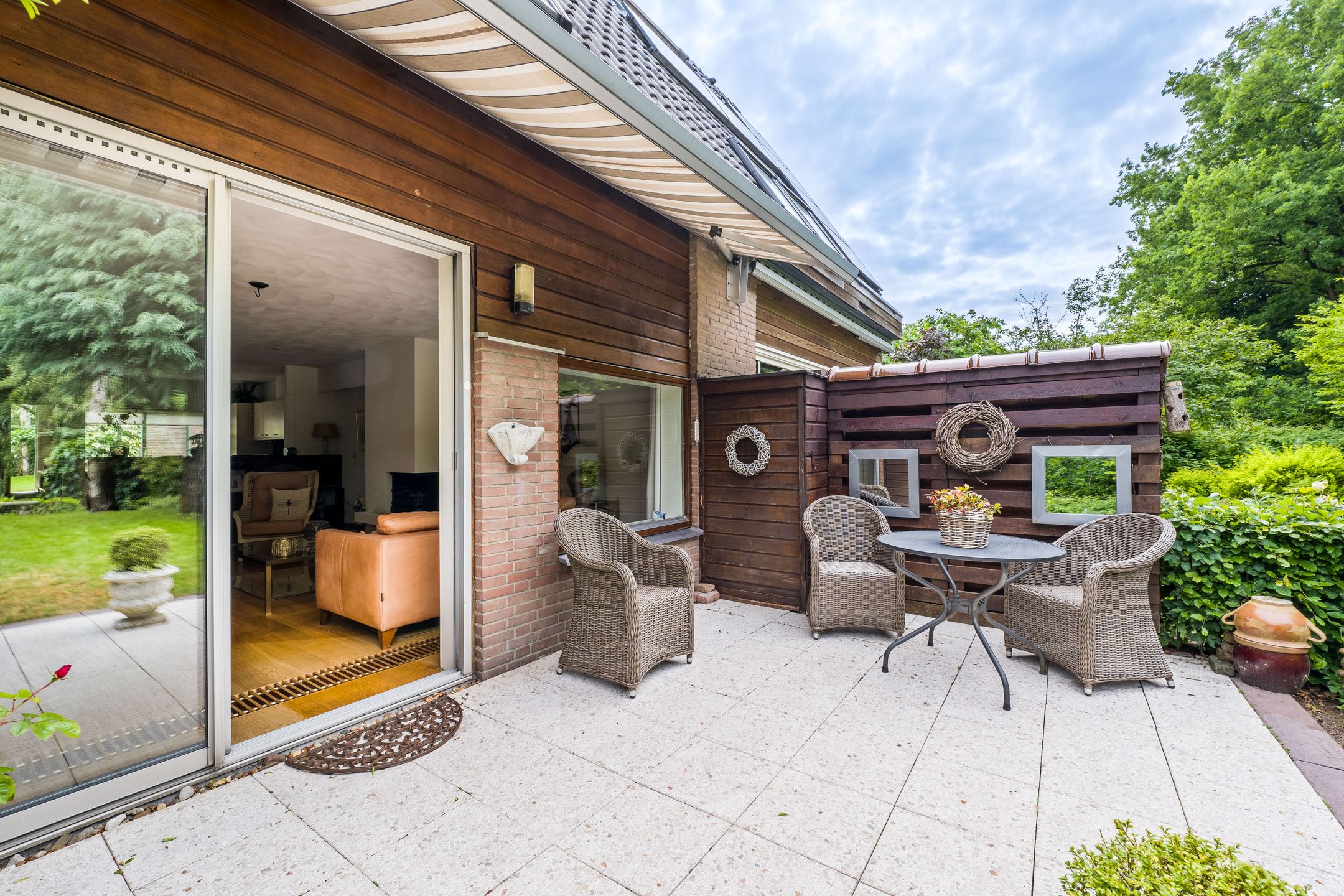 Foto 24 van Van Gelderlaan 51