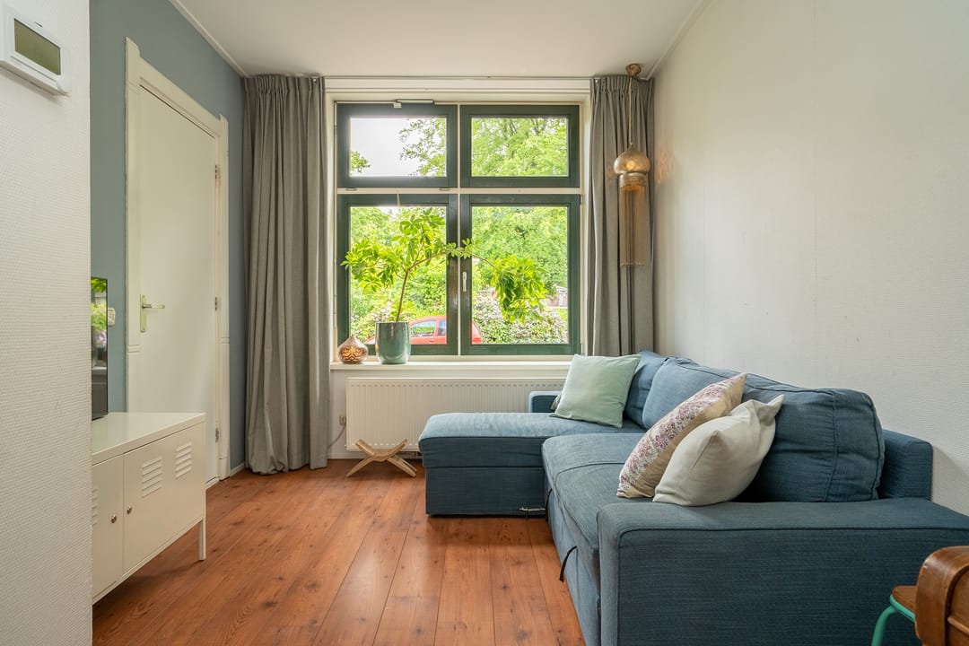 Photo 2 of Surinamestraat 32