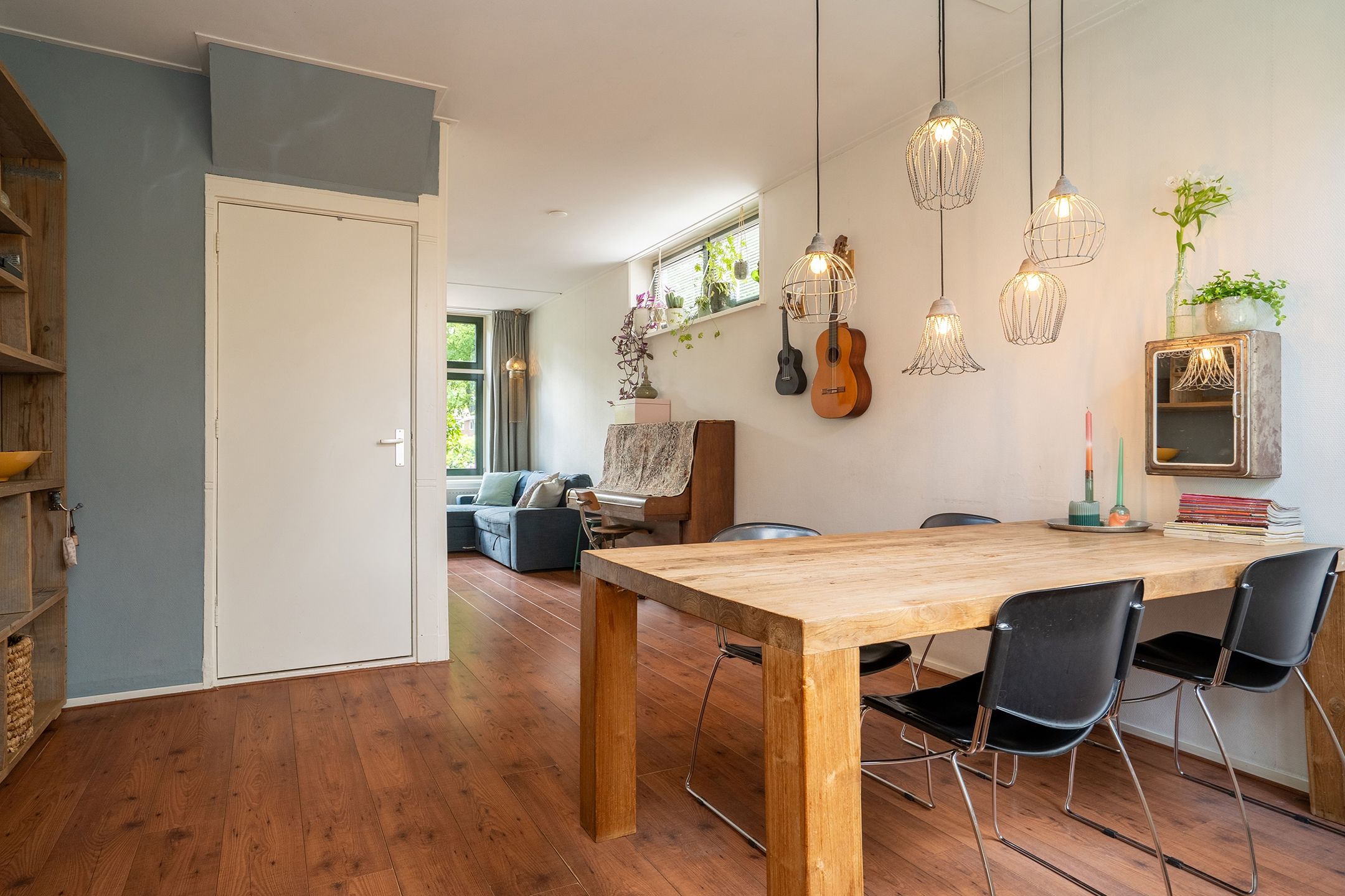 Photo 3 of Surinamestraat 32