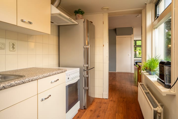 Foto 11 van Surinamestraat 32