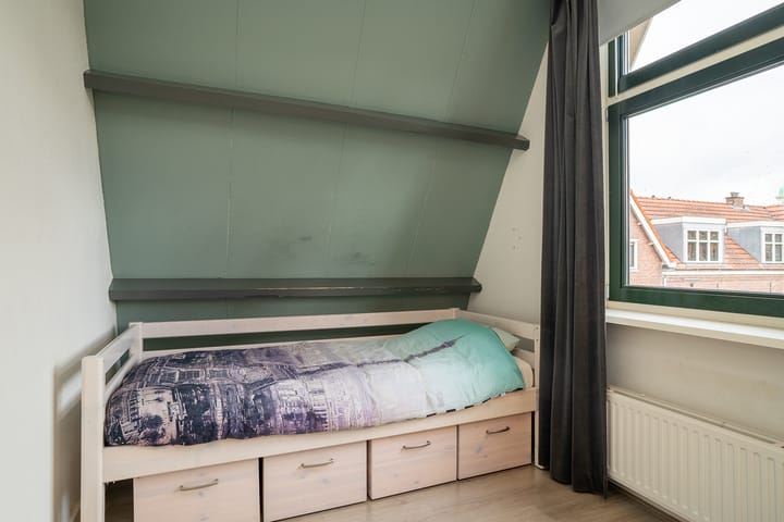 Foto 16 van Surinamestraat 32