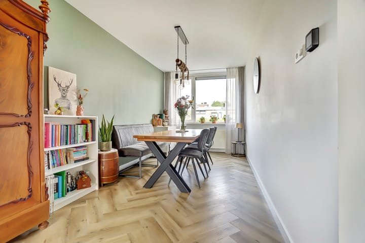 Foto 3 van Planetenstraat 47