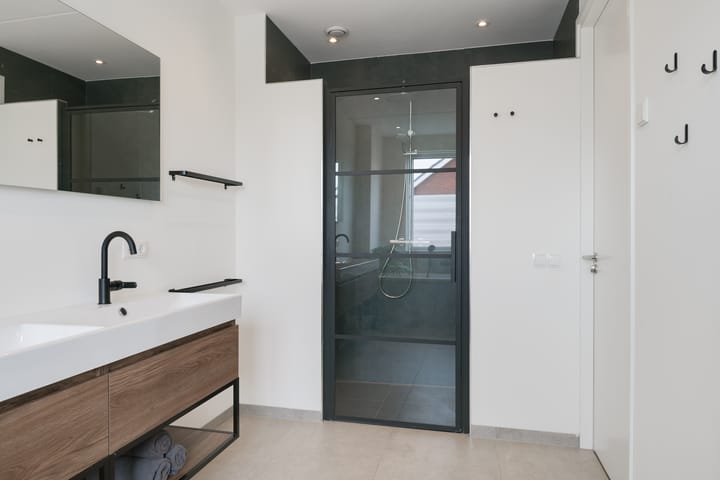 Photo 41 of Raadhuisstraat 30