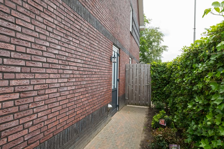 Photo 54 of Raadhuisstraat 30