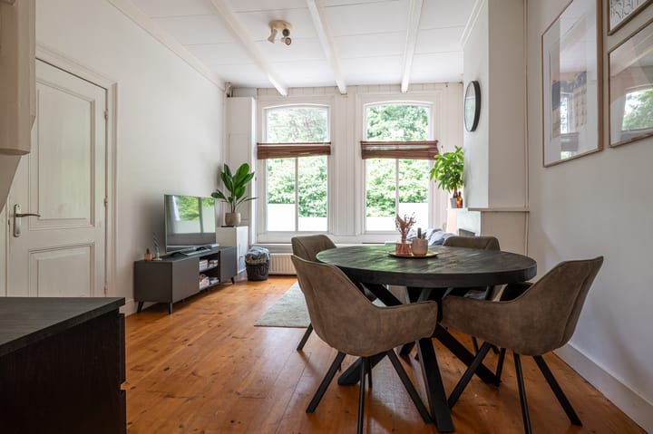 Photo 15 of Moesstraat 115