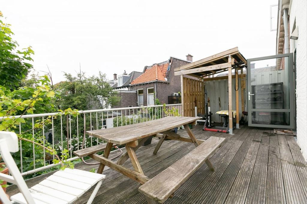 Foto 30 van Koningin Emmakade 63