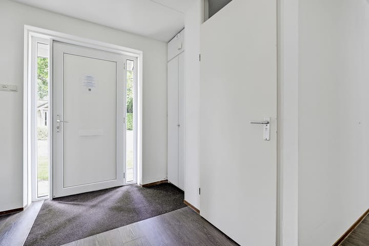 Vrijstaande woning te koop: Watergang 24, Kamperland