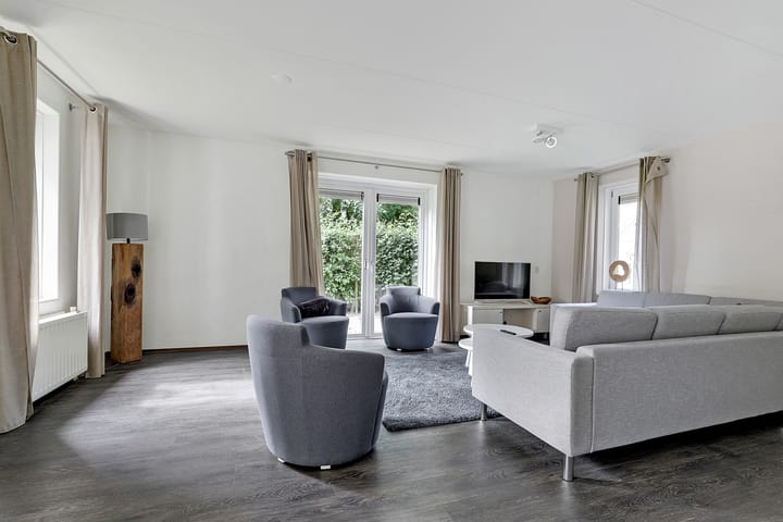 Vrijstaande woning te koop: Watergang 24, Kamperland