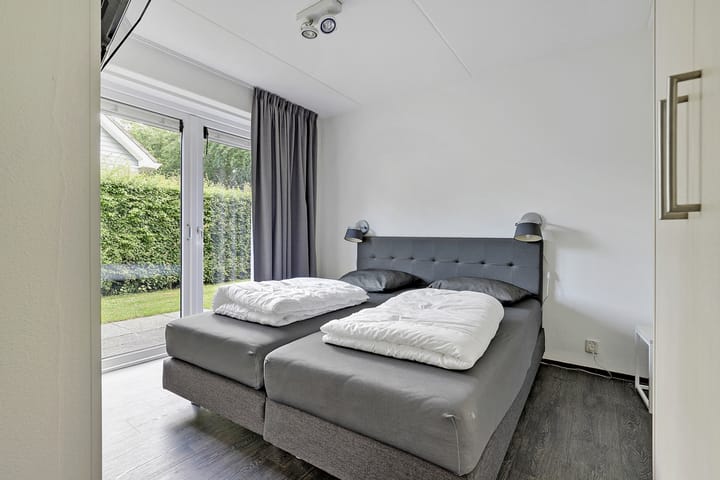 Vrijstaande woning te koop: Watergang 24, Kamperland