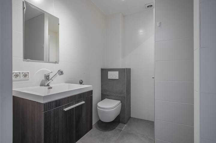 Foto 16 van Karperstraat 70