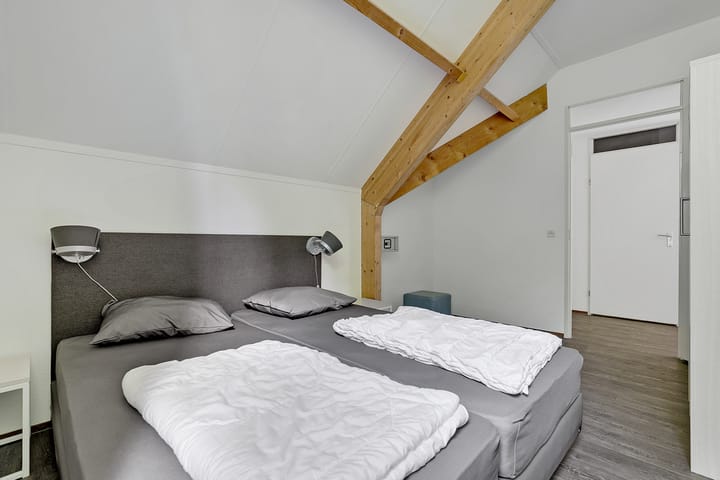 Vrijstaande woning te koop: Watergang 24, Kamperland