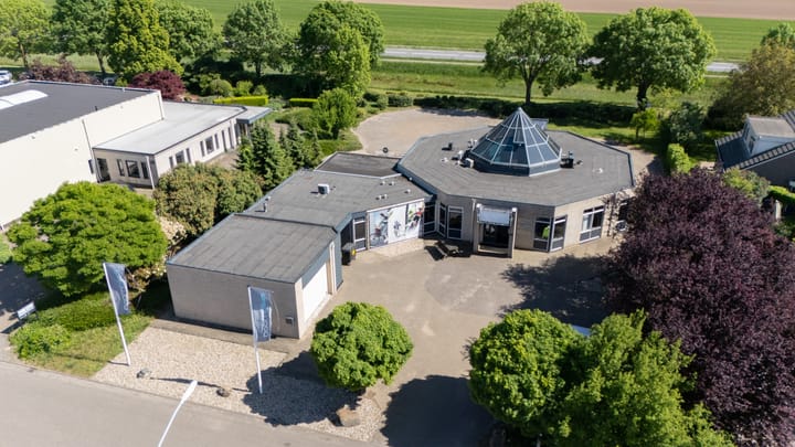 Uitmaat 25, Giesbeek