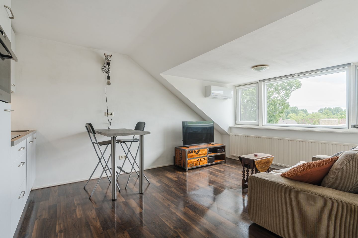 Photo 4 of Tinelstraat 5-D