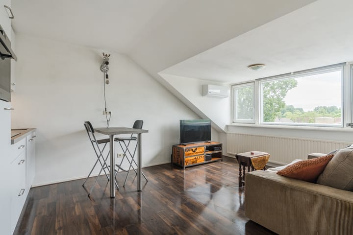 Foto 4 van Tinelstraat 5-D