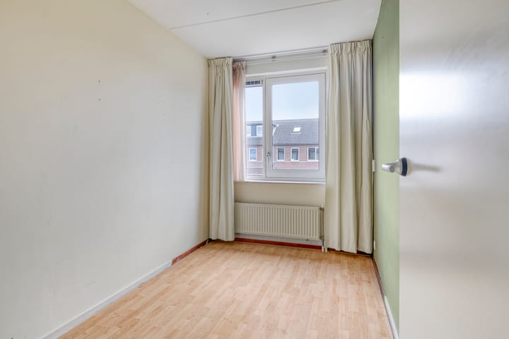 Foto 25 van Woestijnstraat 4