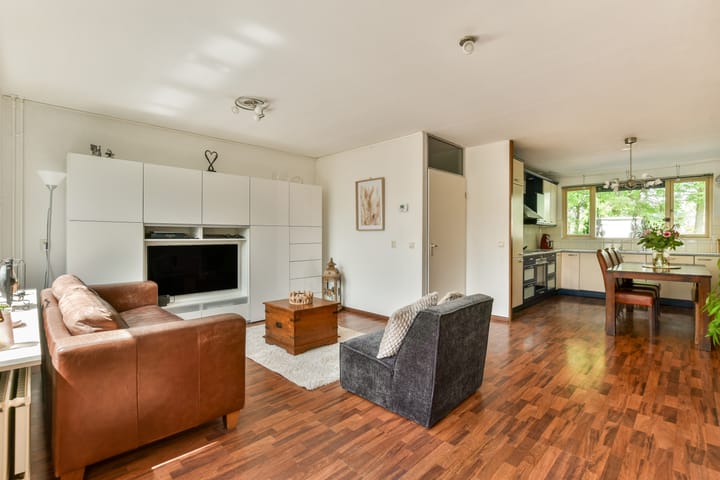 Foto 2 van Molenomloop 39