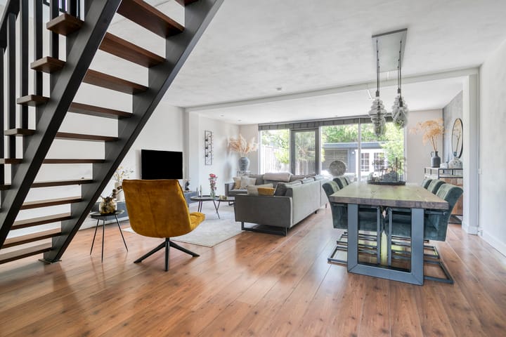 Foto 12 van Anjelierstraat 13