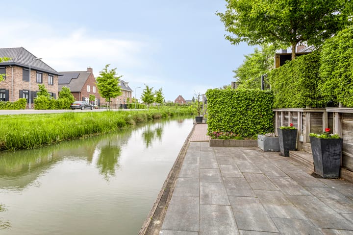 Foto 37 van Meester J van Dolderenstraat 14