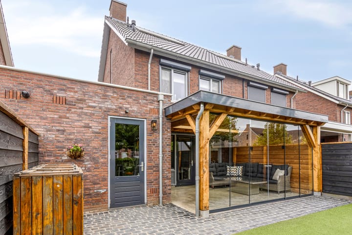 Foto 29 van Meester J van Dolderenstraat 14