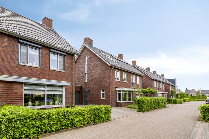 Foto 40 van Meester J van Dolderenstraat 14