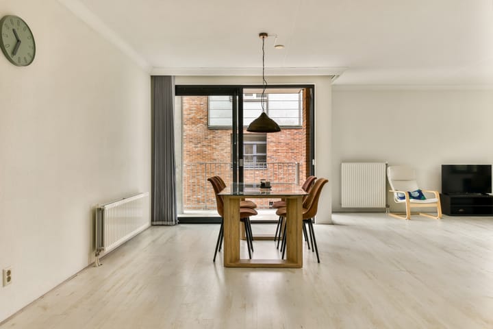 Photo 6 of Kiekstraat 30