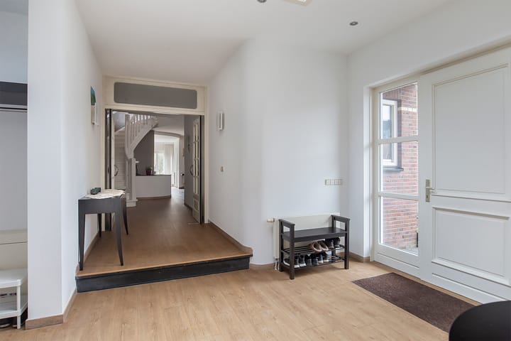 Photo 12 of Groenling 19