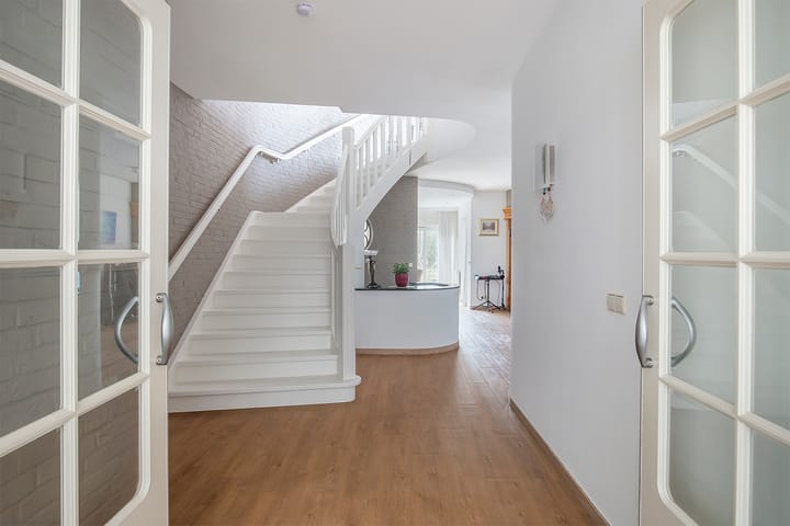 Photo 15 of Groenling 19