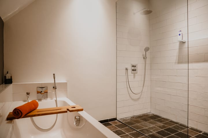 Foto 32 van Waalbandijk 11