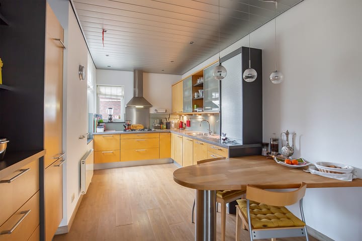 Photo 22 of Groenling 19