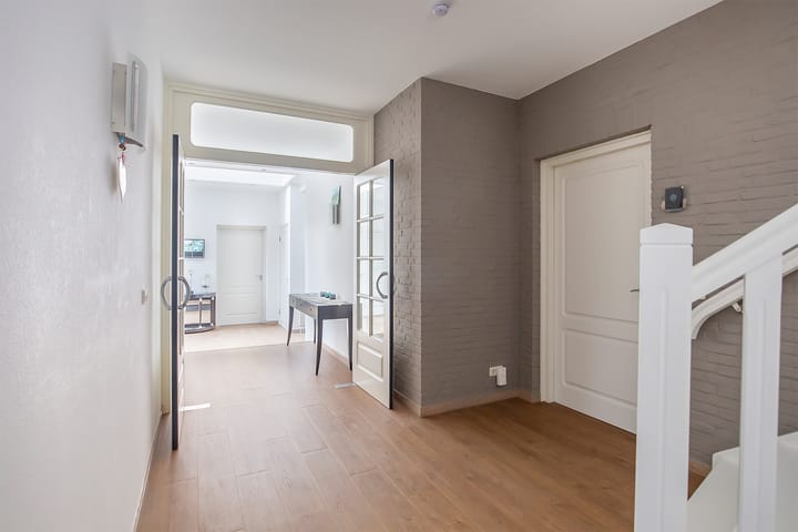 Photo 26 of Groenling 19