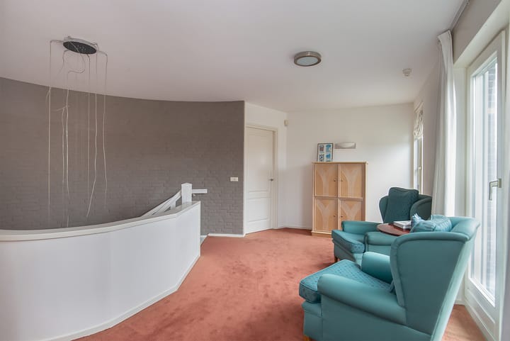 Photo 36 of Groenling 19