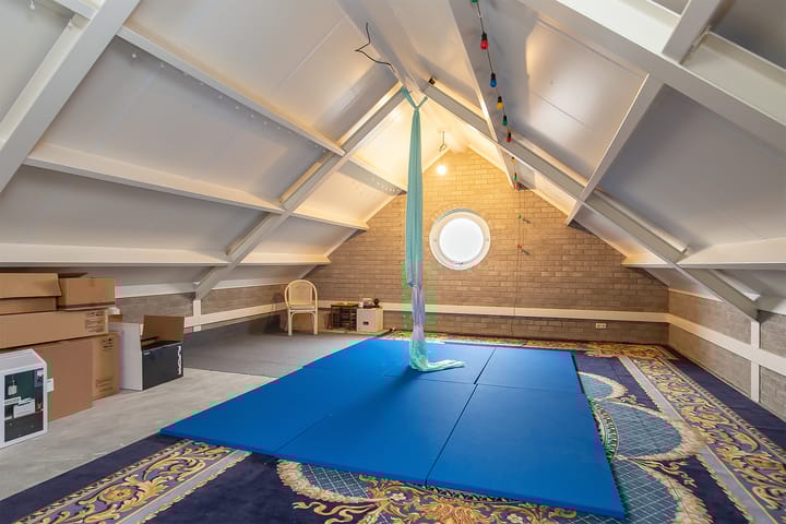 Photo 55 of Groenling 19