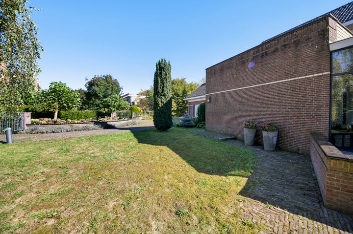 Photo 59 of Groenling 19