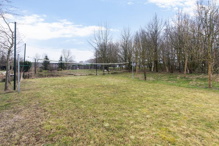 Photo 61 of Groenling 19