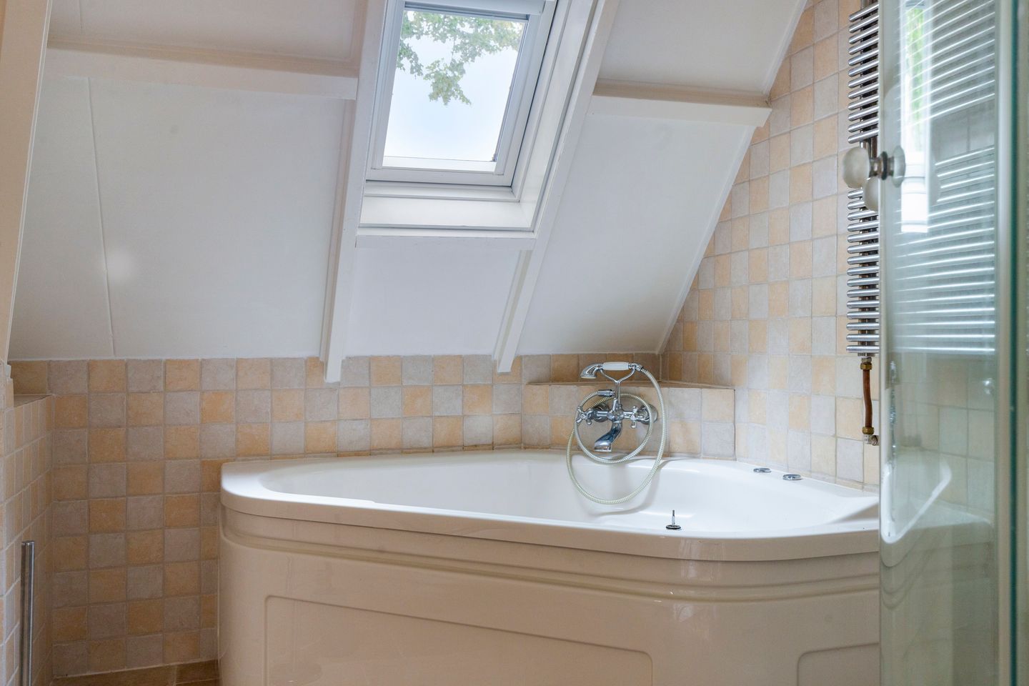 Foto 25 van Antwerpsestraatweg 44