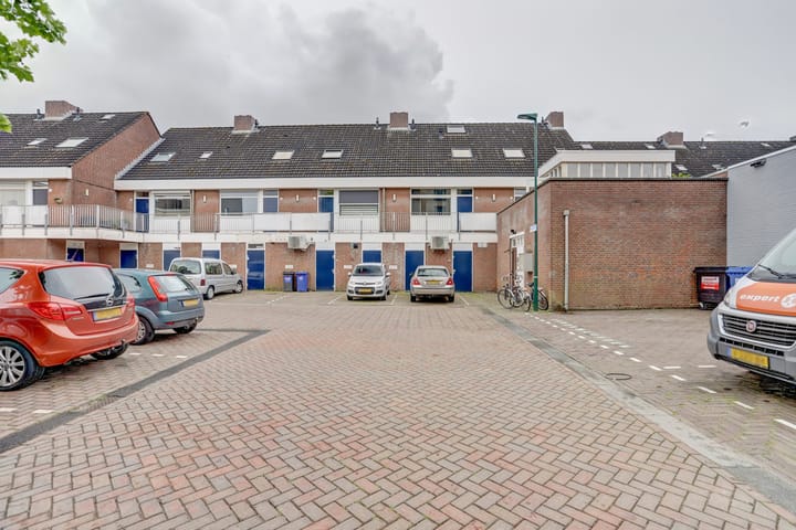 Foto 4 van Looiersplein 6