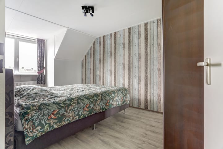 Foto 17 van Looiersplein 6