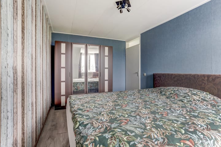 Foto 18 van Looiersplein 6