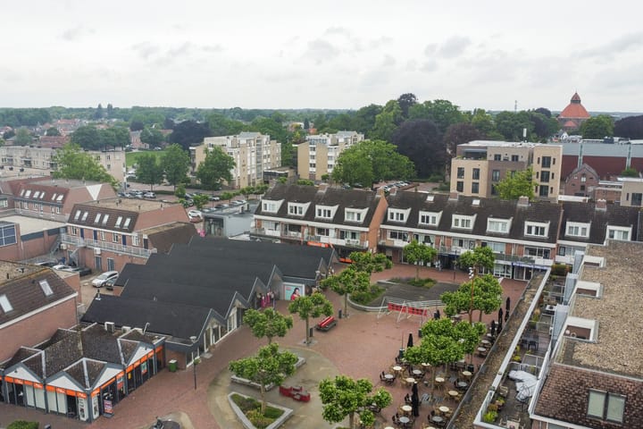 Foto 32 van Looiersplein 6