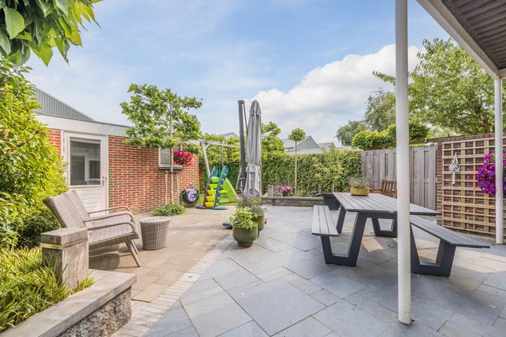 Foto 4 van Camphuijsenstraat 17