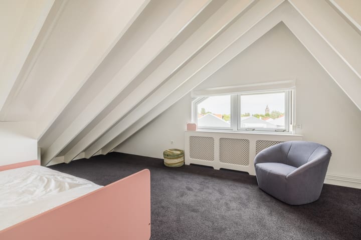 Foto 37 van Camphuijsenstraat 17