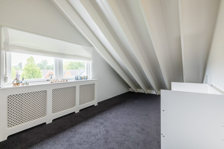 Foto 40 van Camphuijsenstraat 17