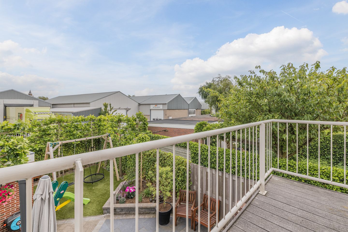 Foto 44 van Camphuijsenstraat 17