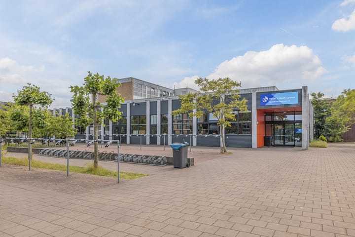 Foto 53 van Camphuijsenstraat 17